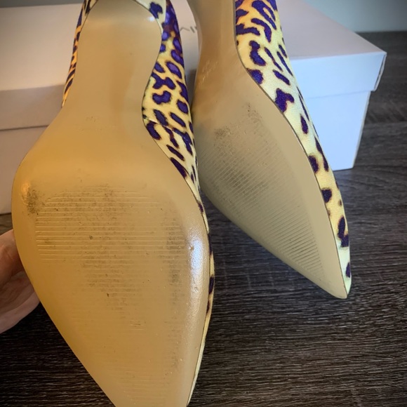 Nine West colorful 3.5” heel, size 9.5, excellent condition. - Picture 5 of 6